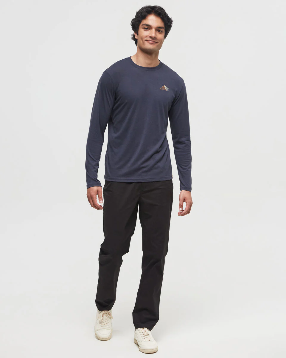 Contrast Peaks Longsleeve - Image 2