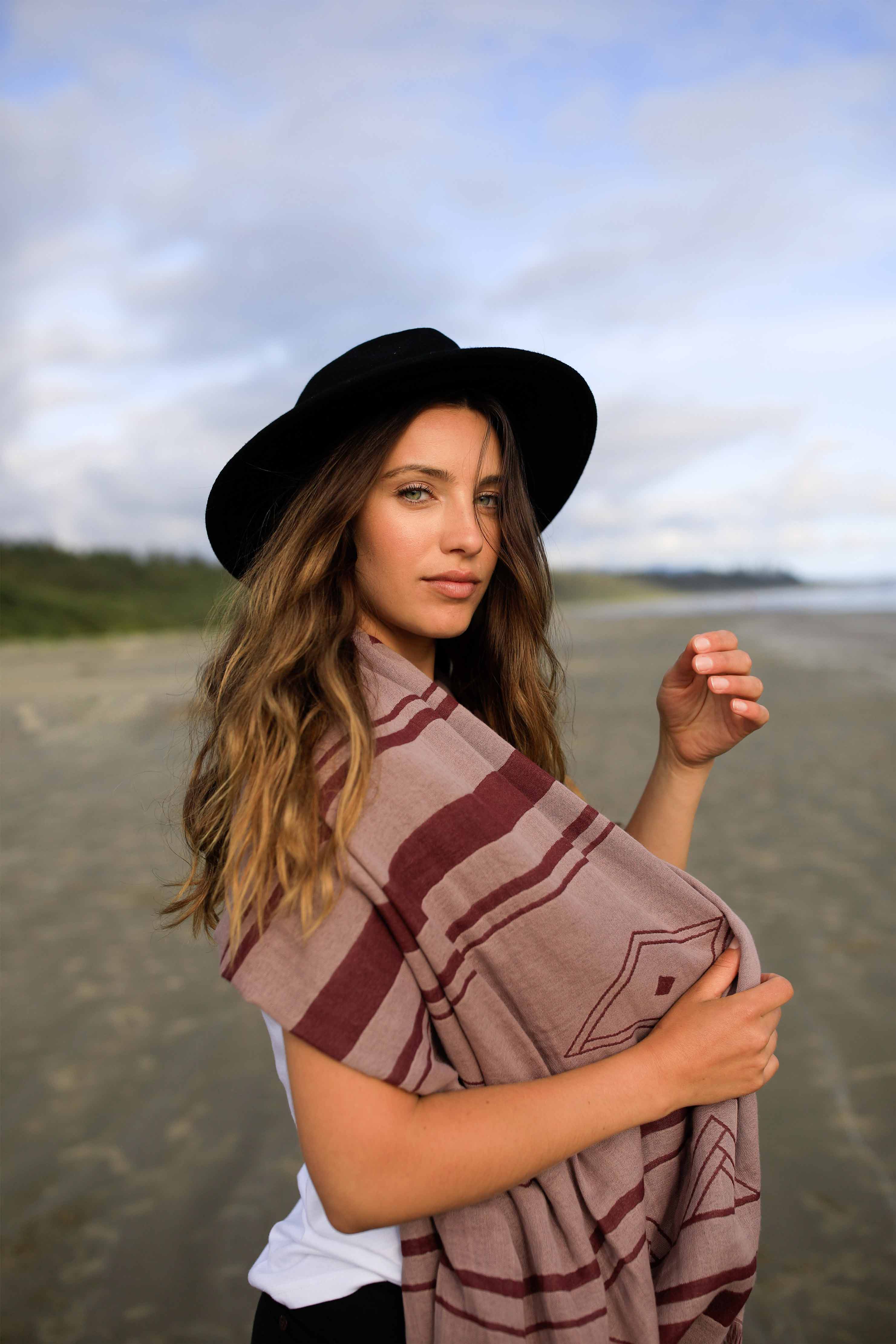 Cotton Diamond Blanket Scarf - Image 2