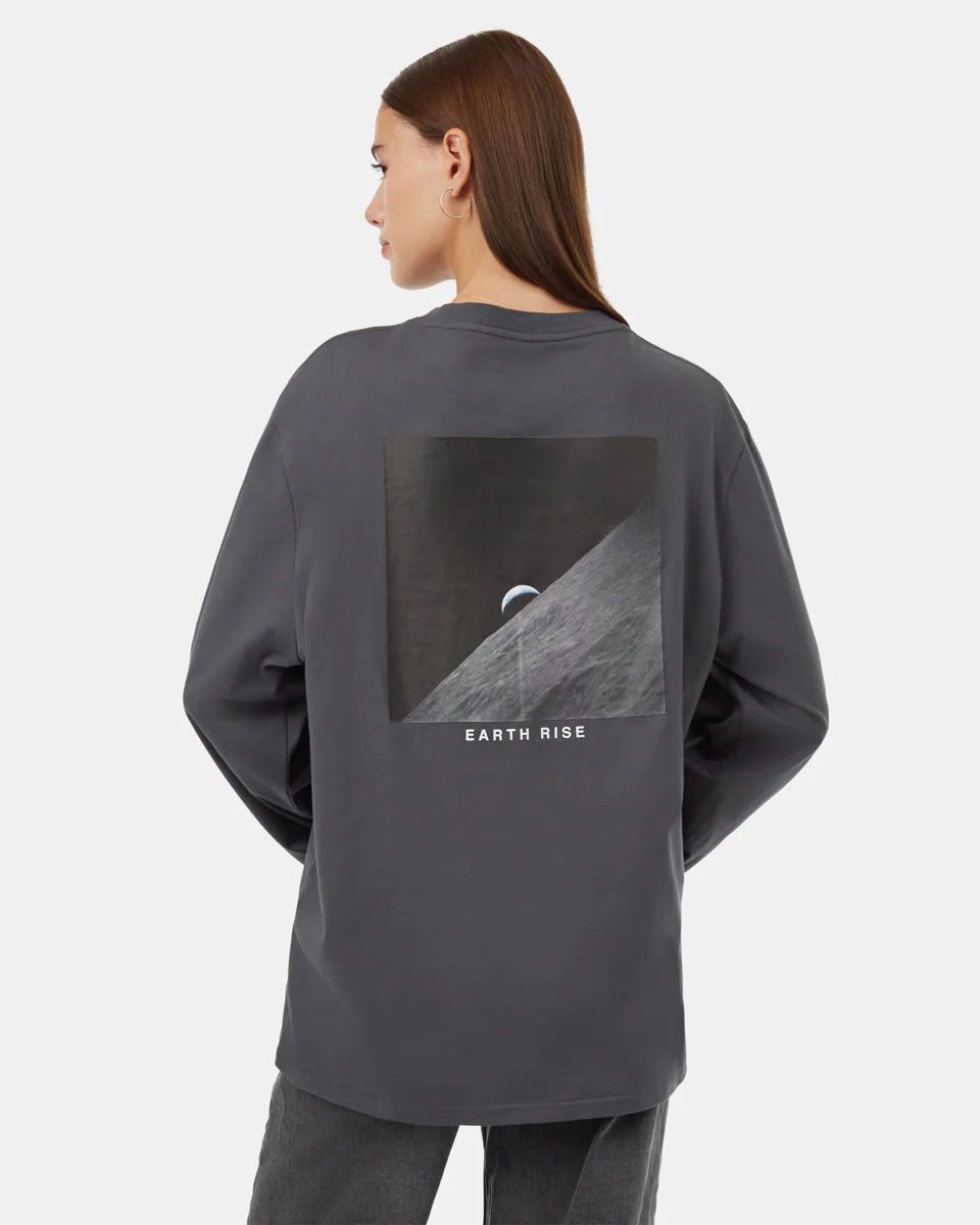 Ungendered Earth Rise Longsleeve - Image 4