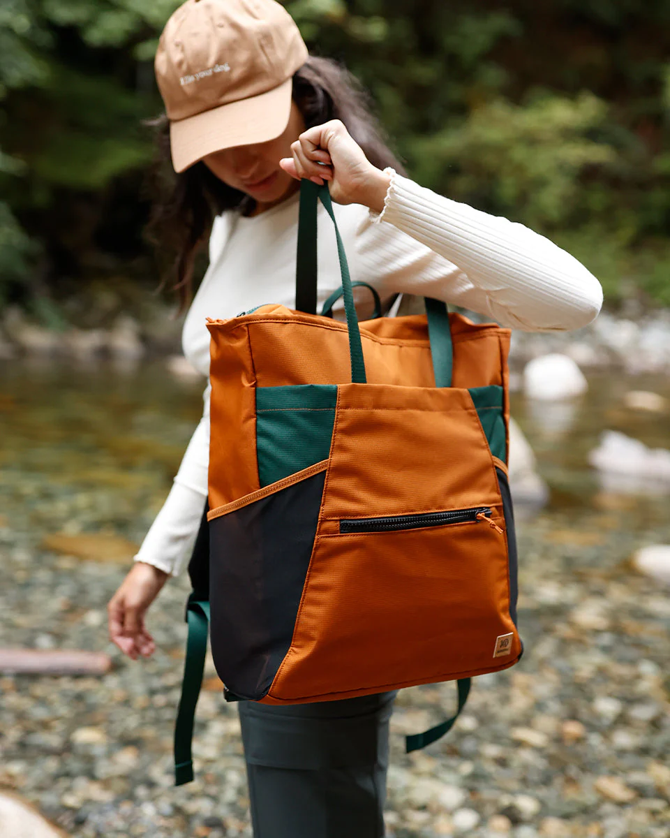 Gibsons Tote Pack - Image 2