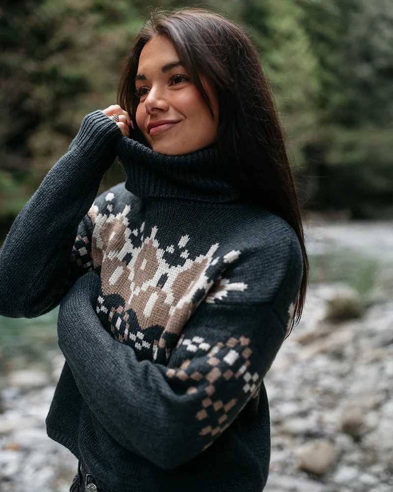 Moray Sweater - Image 7