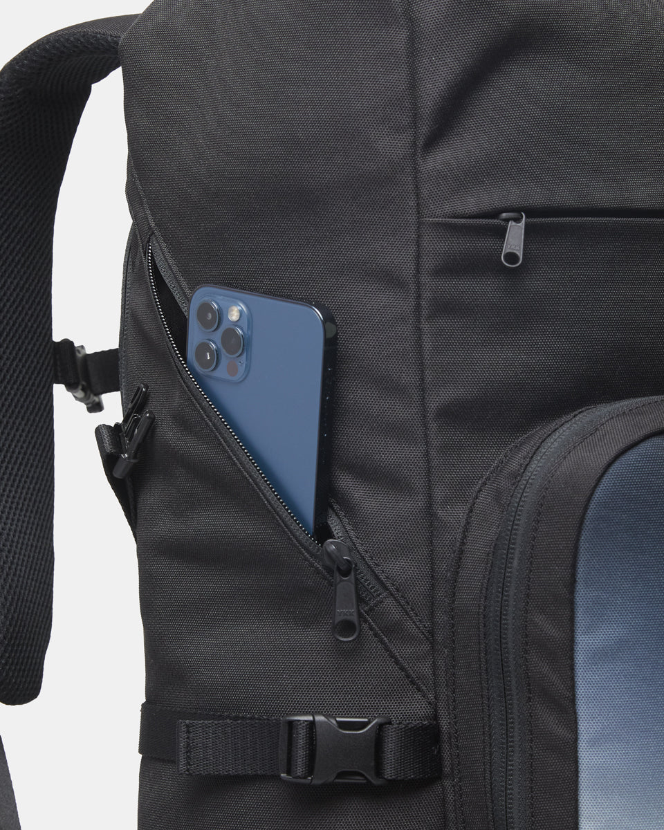 Mobius 35L Backpack - Image 9