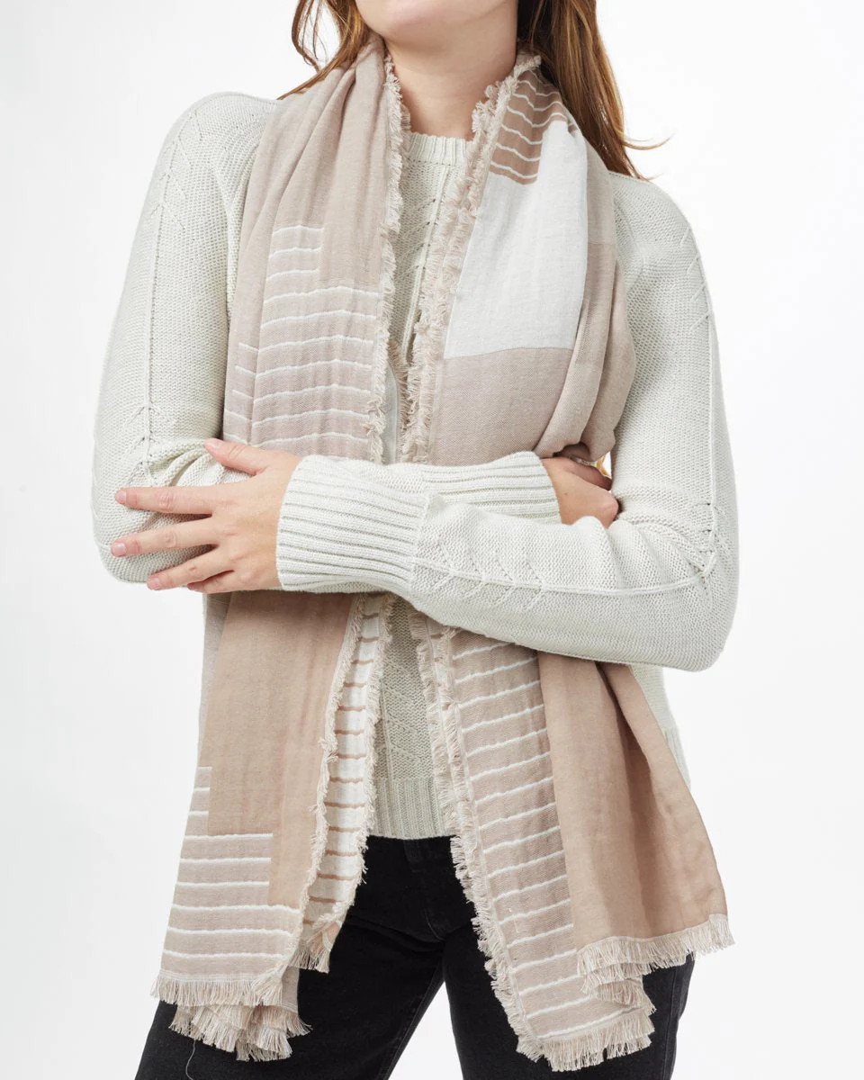 Organic Cotton Peaks Blanket Scarf - Image 2