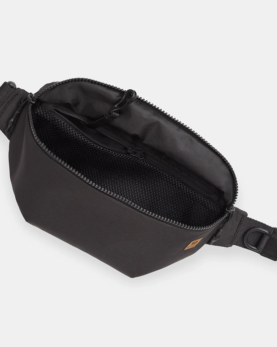 Conway Hip Pack - Image 4