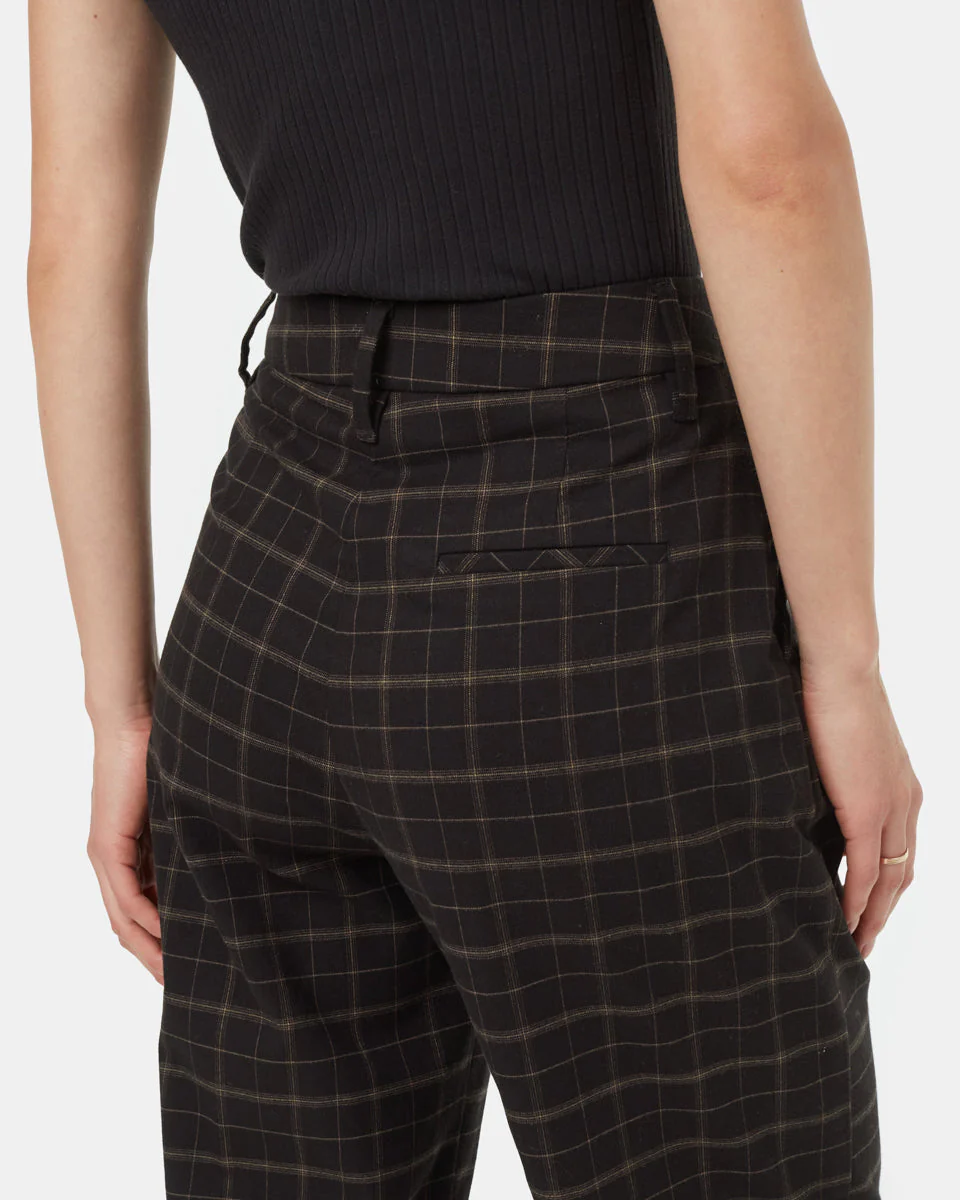 Soft EcoTwill Pleat Front Pant - Image 5