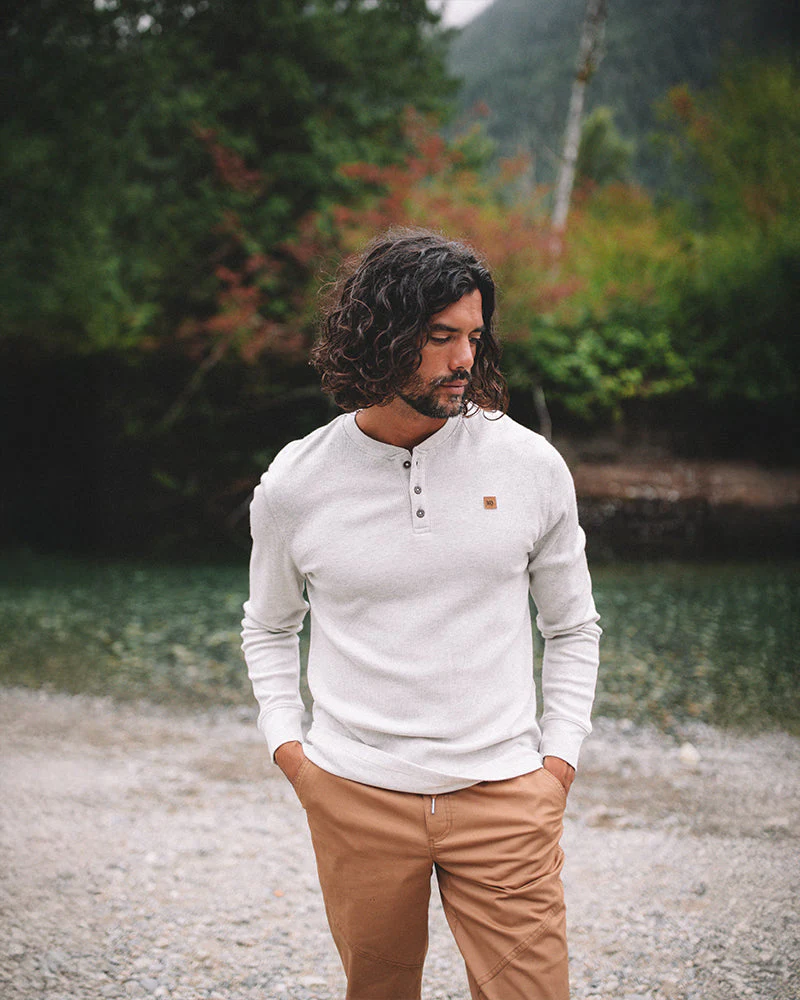 Freemont Henley - Image 2