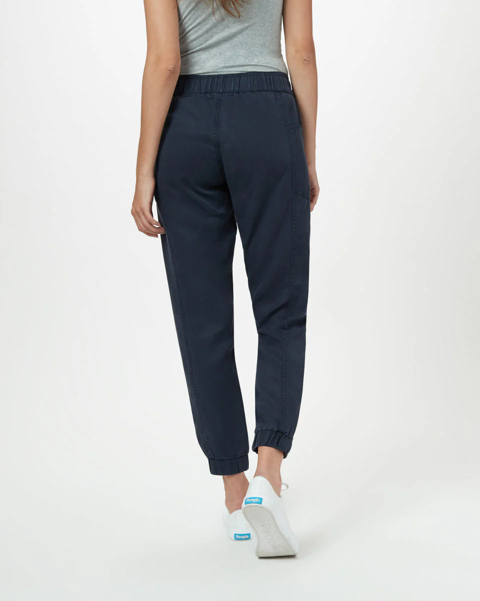 Colwood Jogger - Image 3