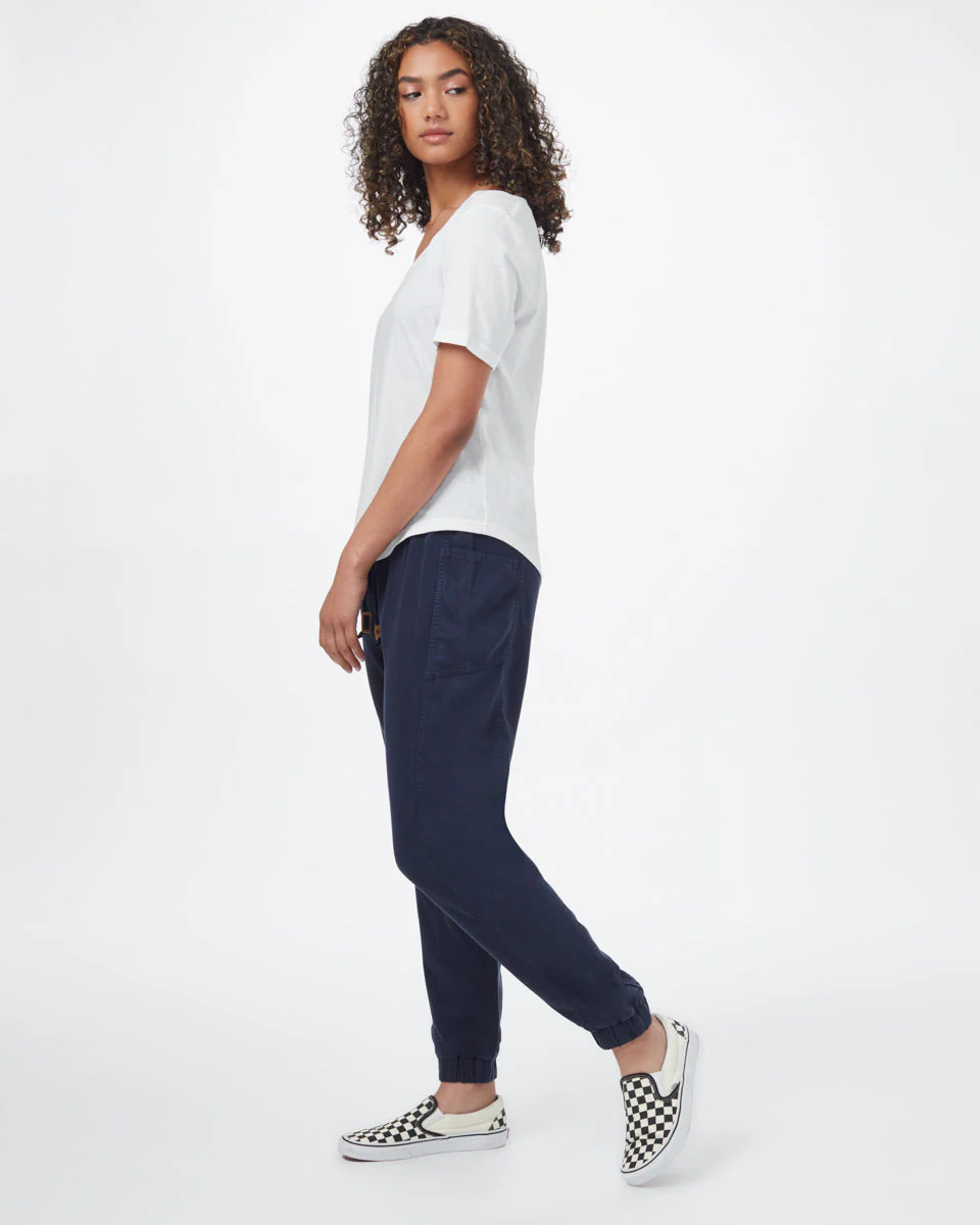 Colwood Jogger - Image 6