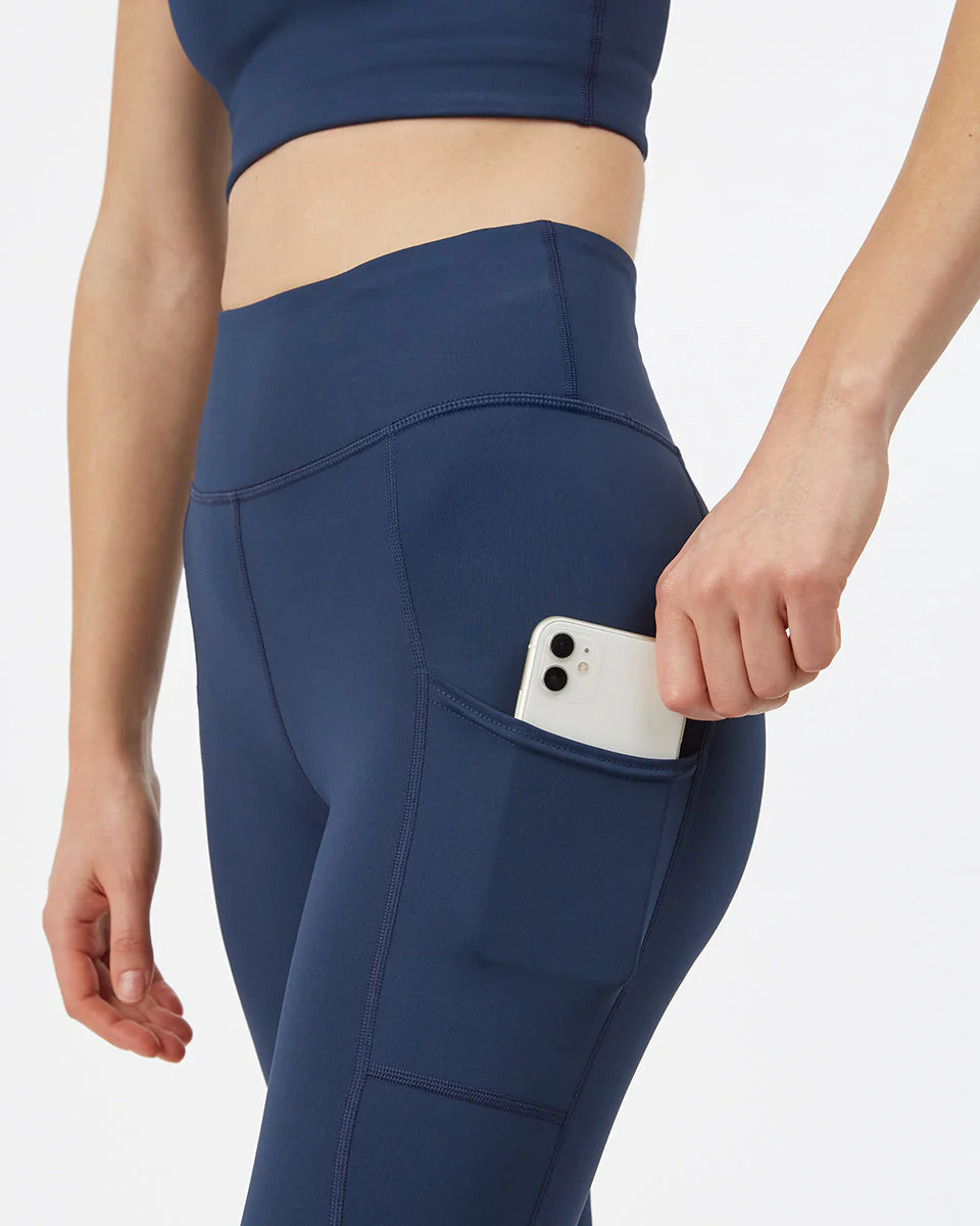 InMotion 7/8 Pocket Legging - Image 6